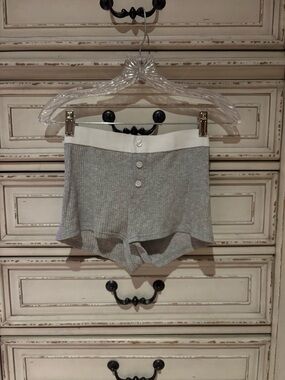 SHEIN Light Gray Ribbed Lounge Shorts with White Waistband